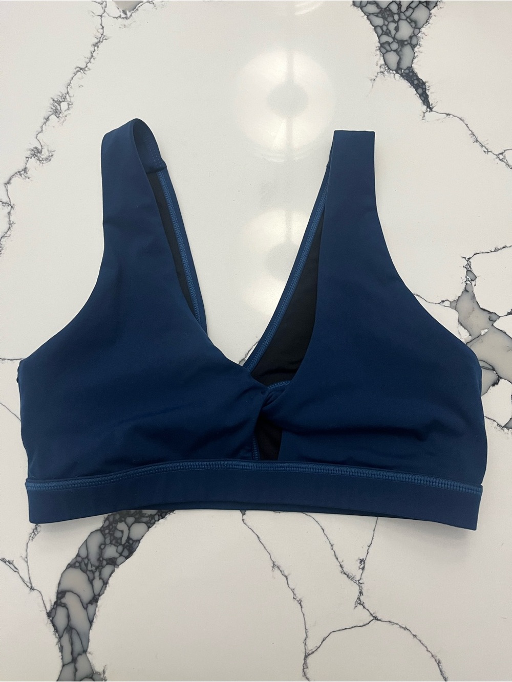 TYC Navy Blue Twist Front Wireless Sports Bra Bralette, Size Small